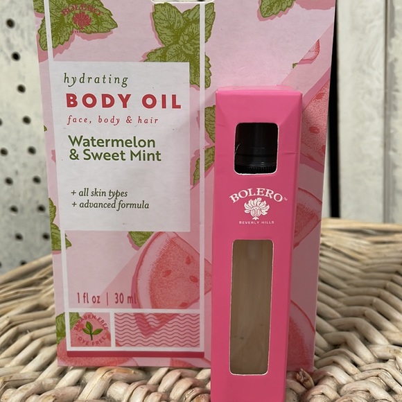 Nip Bolero Beverly Hills set - Picture 2 of 6